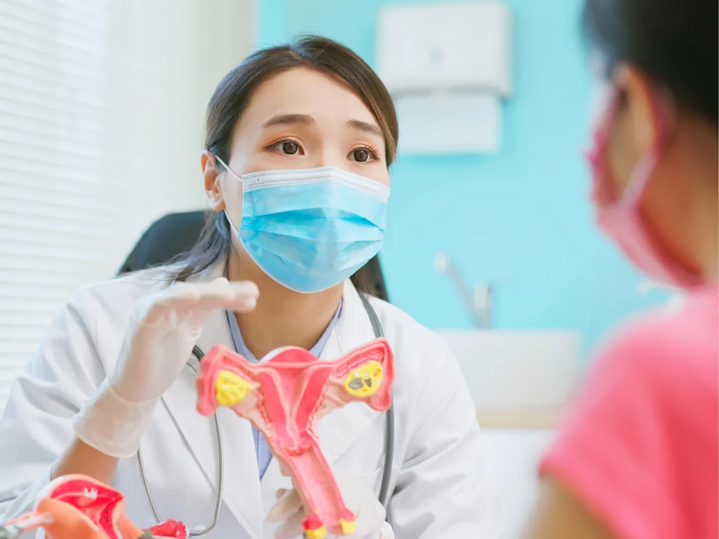 สำรวจสัญญาณเตือน ปวดท้องประจำเดือนแบบไหนที่ควรพบแพทย์